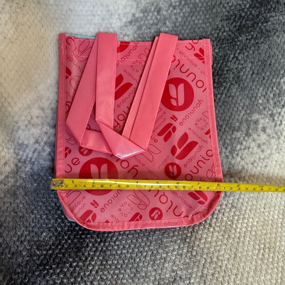 Small Younique Shopping Bag with Handles - Picture 2 of 8